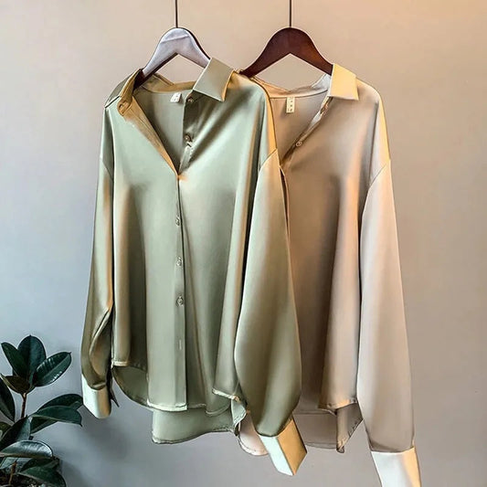 Chemise en satin pour femmes